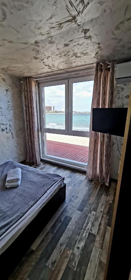 מנגליה Lazy Lounge Apartments מראה חיצוני תמונה