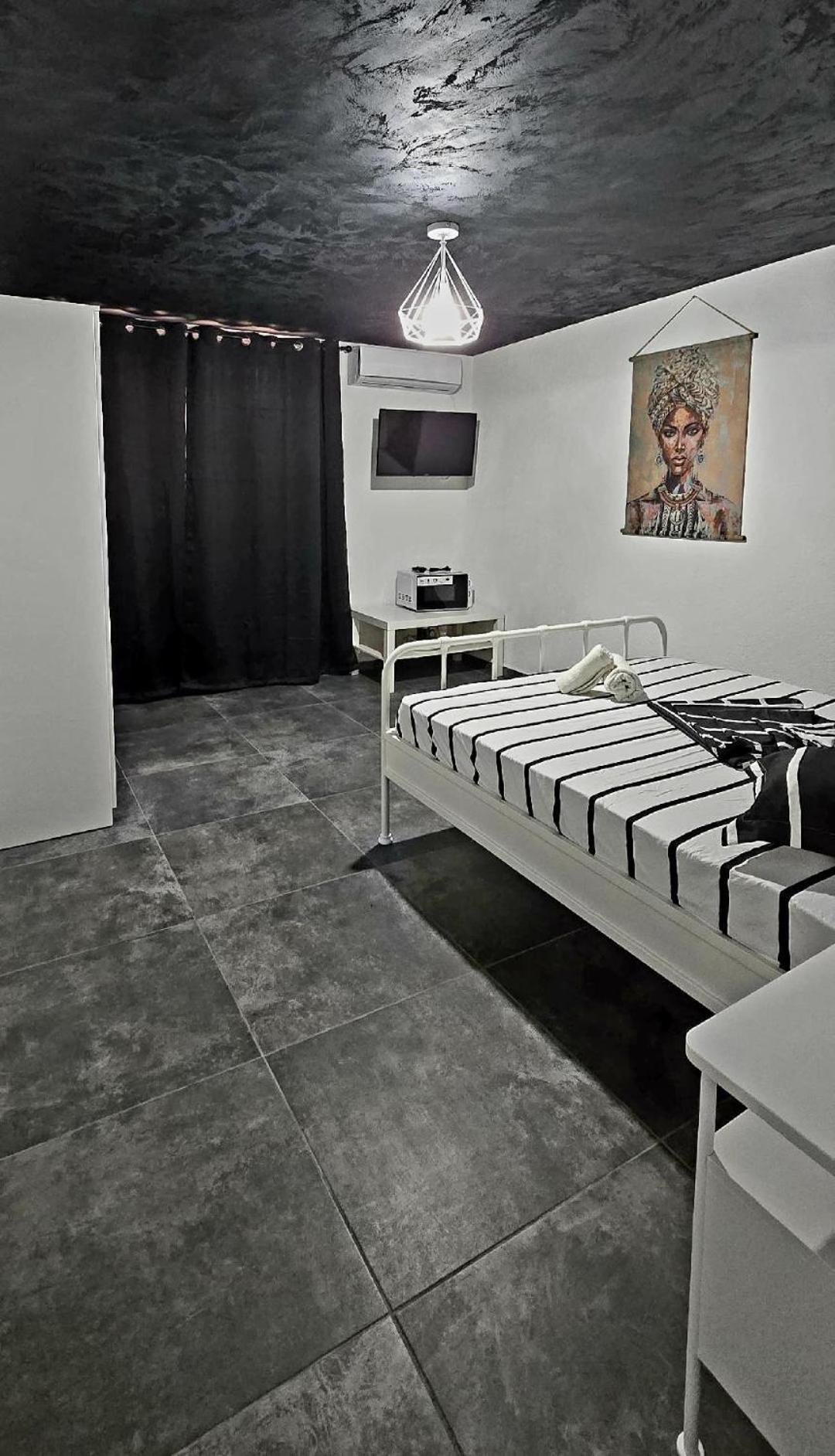 מנגליה Lazy Lounge Apartments מראה חיצוני תמונה